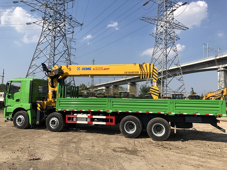 XCMG Hydraulic Truck Mounted Crane XZJ5311JSQB 8*4 Truck Mounted Crane for Sale